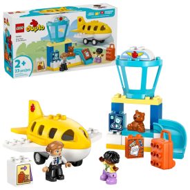 LEGO DUPLO Város - Először a repülőtéren (10443)