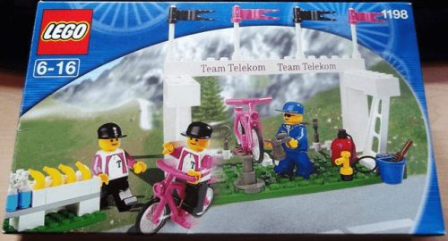 LEGO® Service Team - 2 Bikers with Service Tools (1198)