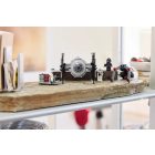 LEGO® Star Wars™ - TIE Fighter™ birodalmi hangárállvánnyal (40771)