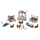 LEGO® Friends - Heartlake Lovas Parádé (41057)