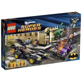   LEGO® Super Heroes - Batmobile™ és Kétarcú versenyben (6864)