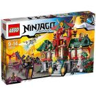 LEGO® NINJAGO® - Csata NINJAGO® City-ért (70728)