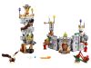 LEGO® The Angry Birds Movie - Malac király kastélya (75826)