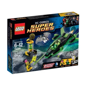 LEGO® Super Heroes - Zöld Lámpás Sinestro ellen (76025)